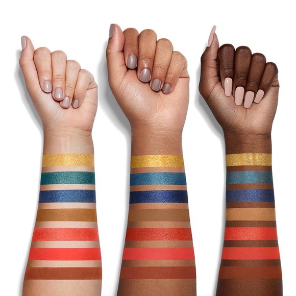 😍 NWT 35H Hot Spot by Morphe Palette!😍 - Picture 8 of 13